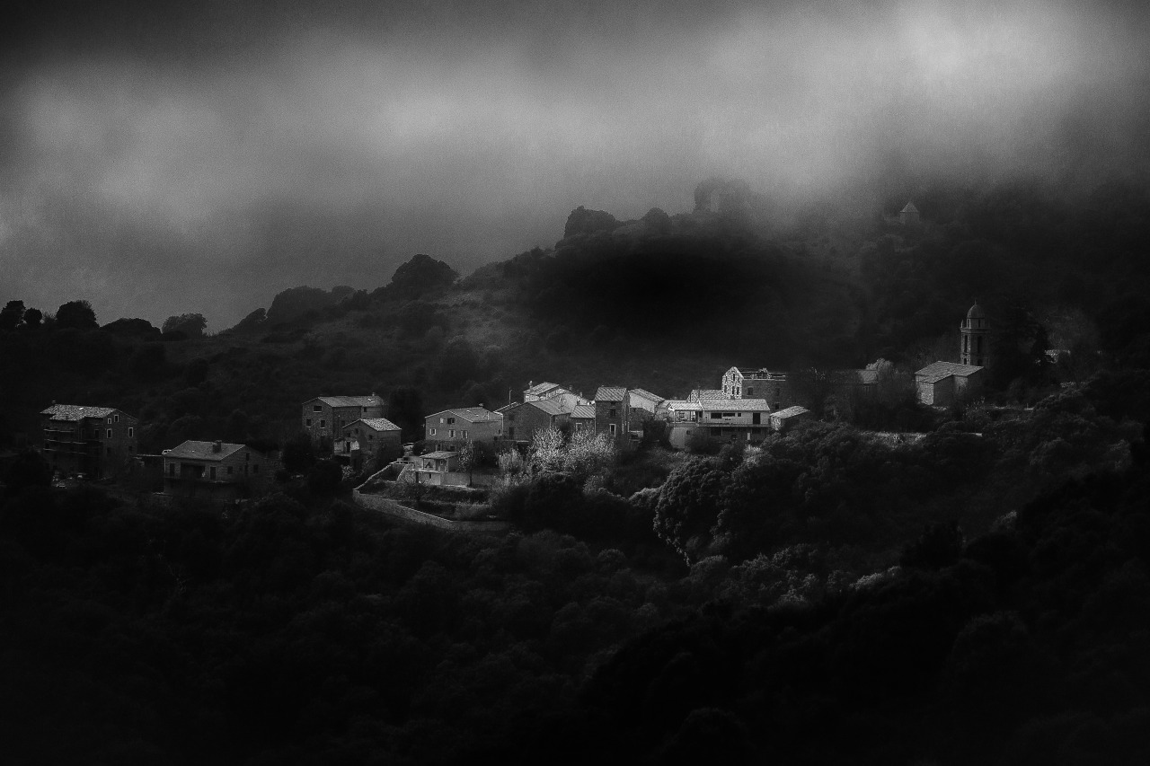 Mela, Corse