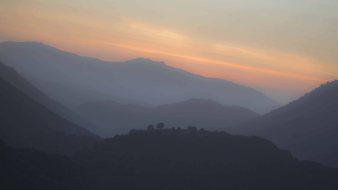 Silhouettes au couchant, Corse