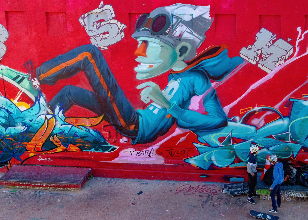 Sur les murs